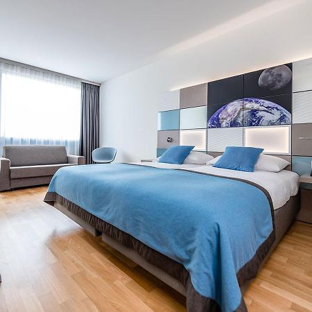 Discovery Hotel 3* Superior Crissier Buitenkant foto